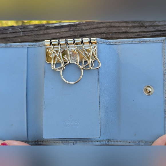 Gucci GG Leather 6 Ring Key Case Blue Gray VGUC - Picture 8 of 12
